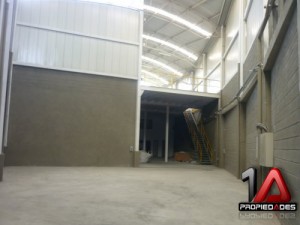 bodegas en medellin pc-8386