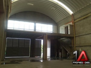 se arrienda bodega en sabaneta pc-8174 (1)